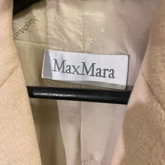 Max-mara Women's Cream and White Jacket - Picture 3 of 6